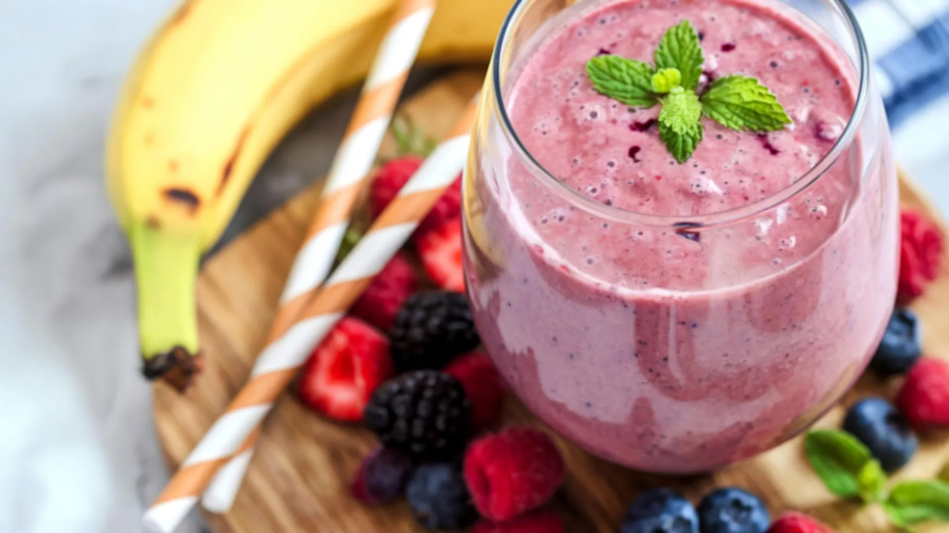 바나나는 스무디의 건강상의 이점을 망칠 수 있습니다