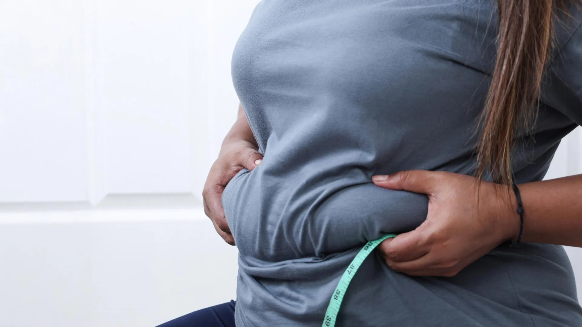 장내 미생물이 섬유질을 추가 칼로리로 전환할 수 있습니다.